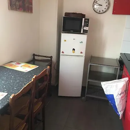 Porte De Clichy 17e -2 Pieces Et Studio Marilyn Separes شقة باريس
